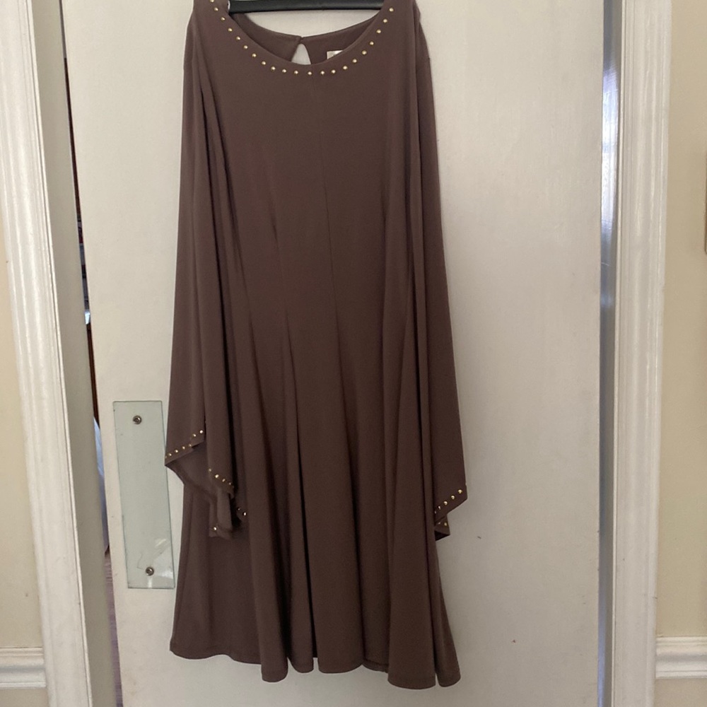 Gorgeous dress classic XL Tan